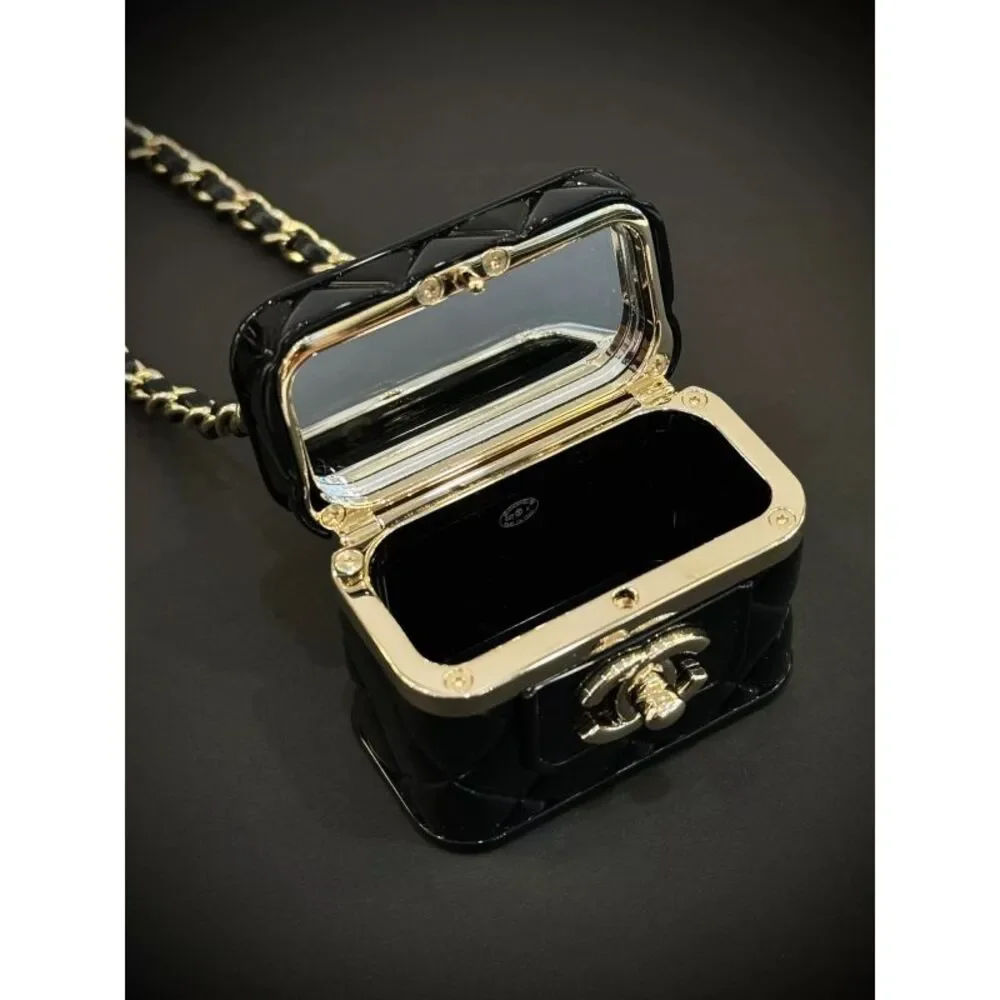 Chanel Women Pre-Loved Bag Very Good Condition